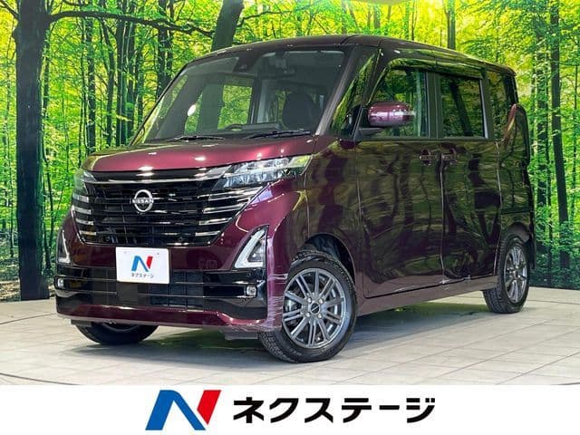NISSAN ROOX 4WD