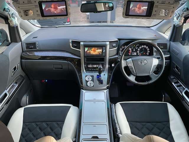 Car thumbnail 4