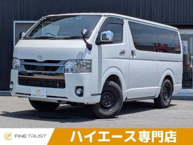 TOYOTA HIACE van 4WD
