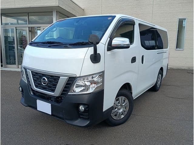 NISSAN NV350 CARAVAN 4WD