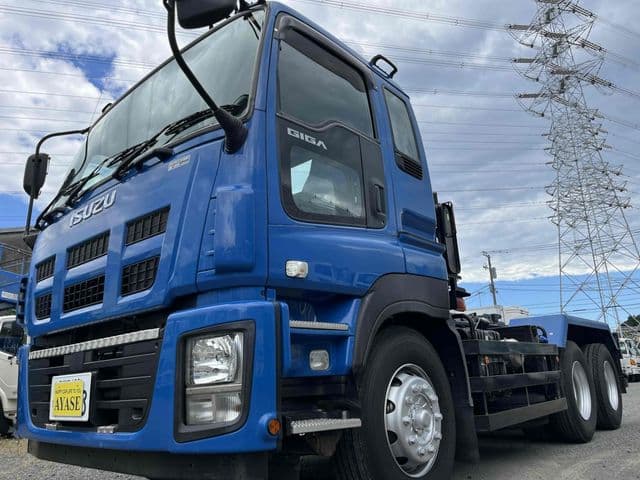 ISUZU