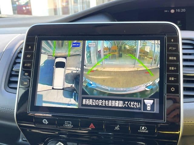 Car thumbnail 4