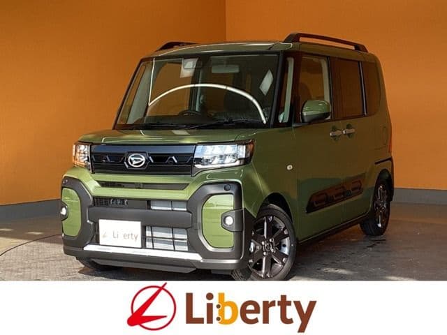 DAIHATSU TANTO FAN CROSS