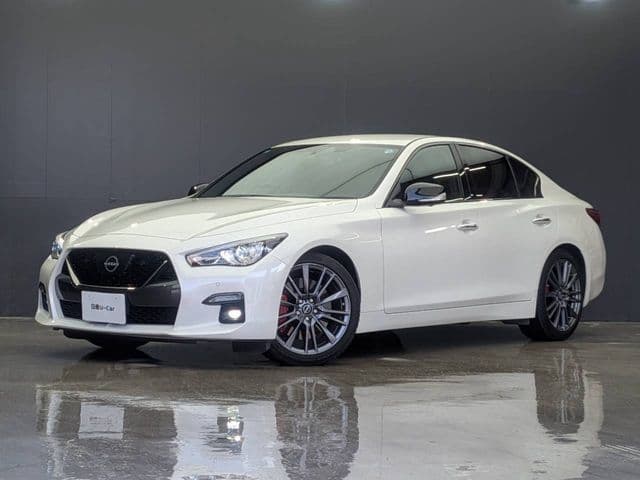 NISSAN SKYLINE