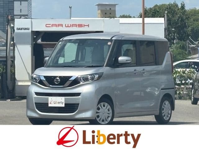 NISSAN