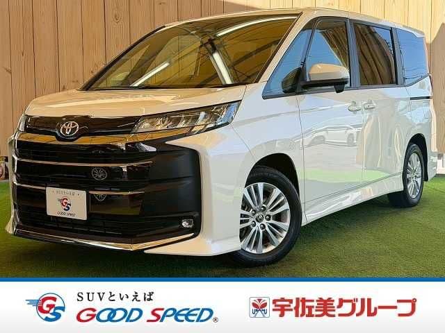 TOYOTA NOAH