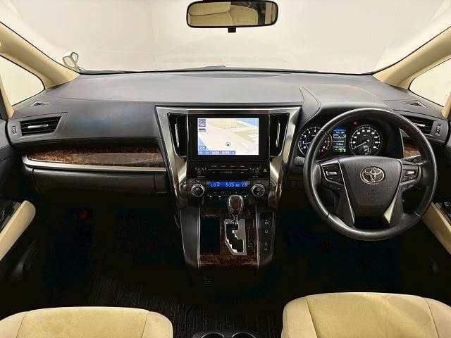 Car thumbnail 3