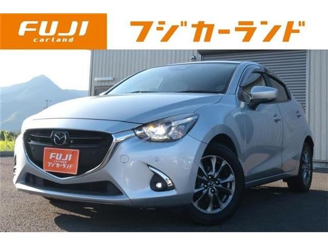 Car image 1