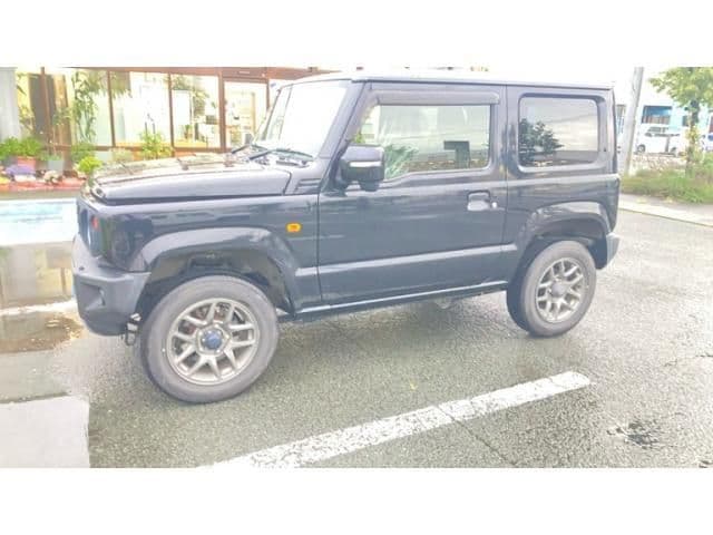 Car thumbnail 3