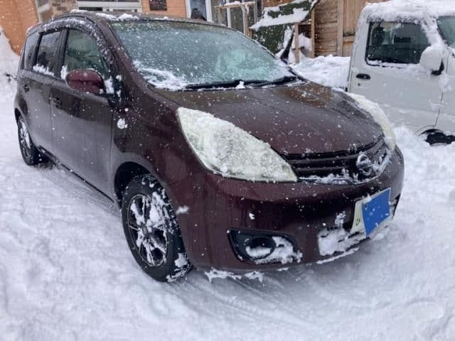 NISSAN