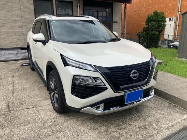 NISSAN