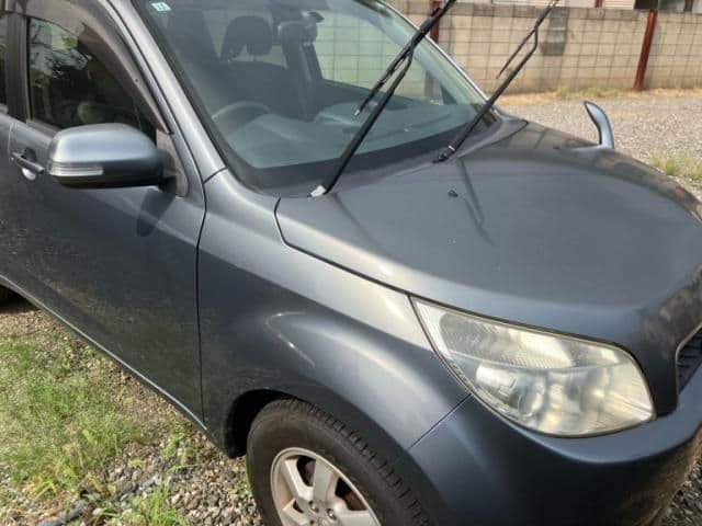 Car thumbnail 3
