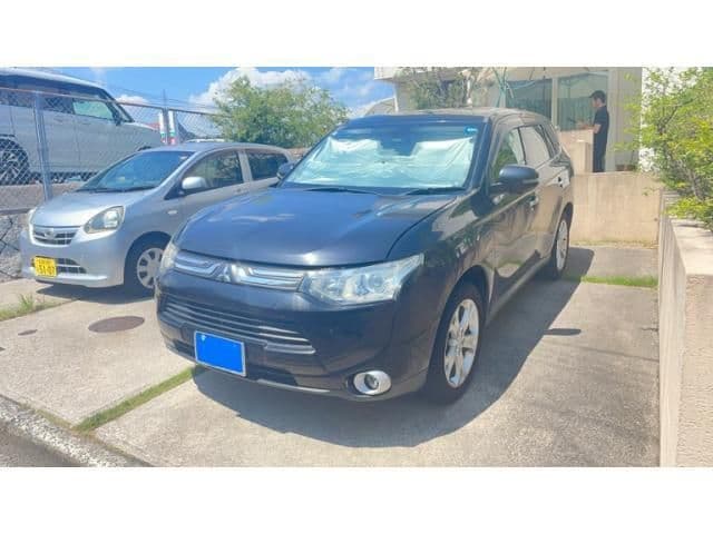 MITSUBISHI OUTLANDER 4WD