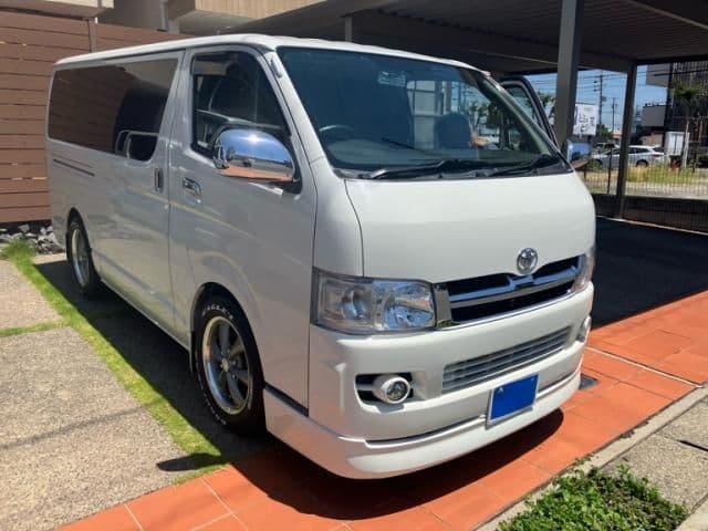 TOYOTA REGIUSACE van 2WD