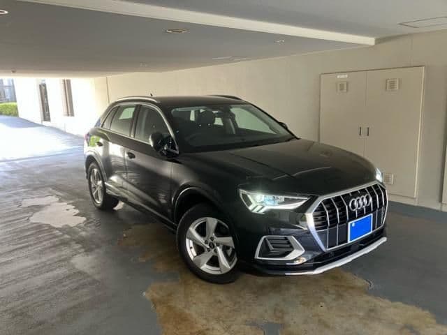 AUDI AUDI Q3