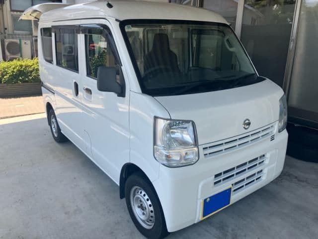 NISSAN