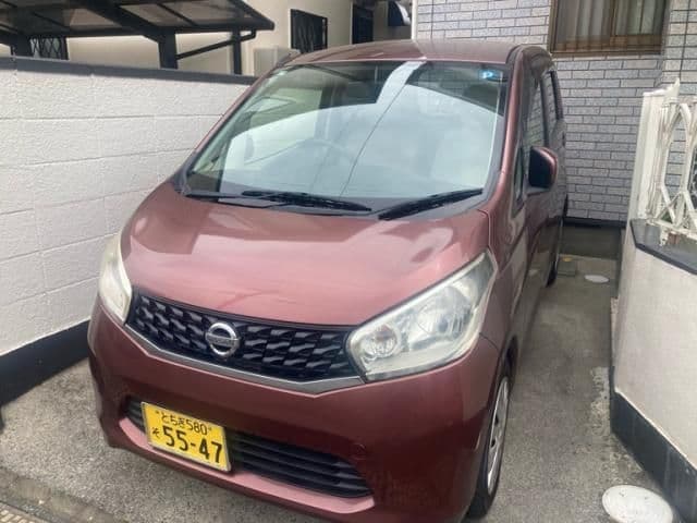 NISSAN