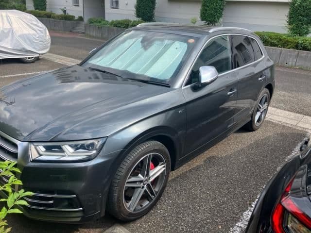 Car thumbnail 2