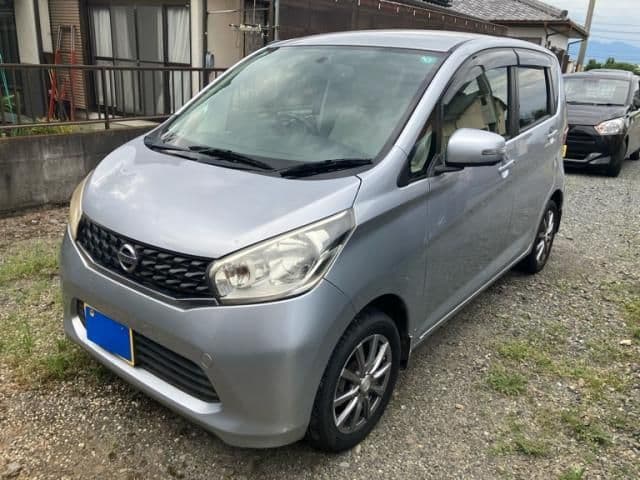 NISSAN