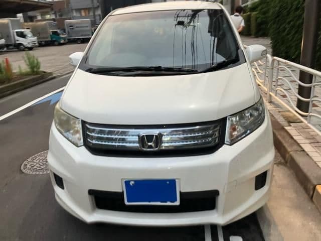 HONDA FREED Spike HYBRID
