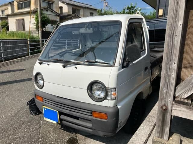 SUZUKI