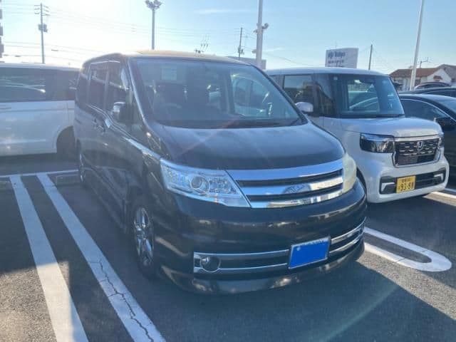 NISSAN SERENA  WG