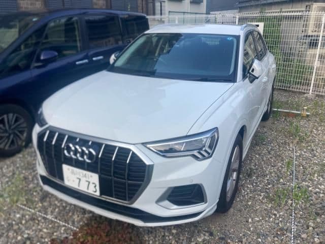AUDI AUDI Q3