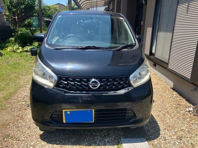 NISSAN