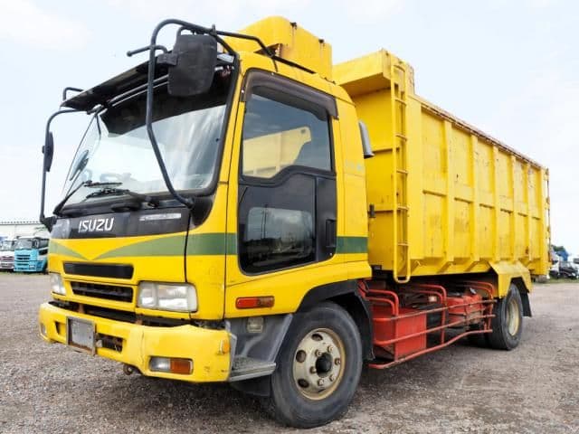ISUZU