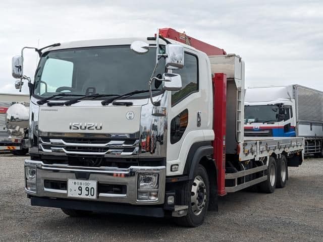 ISUZU