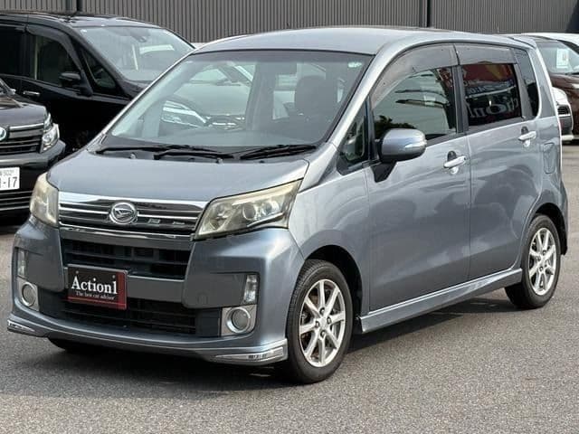 DAIHATSU MOVE CUSTOM