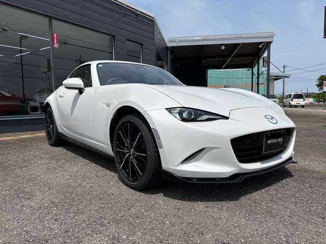 Car thumbnail 3