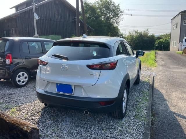 Car thumbnail 2