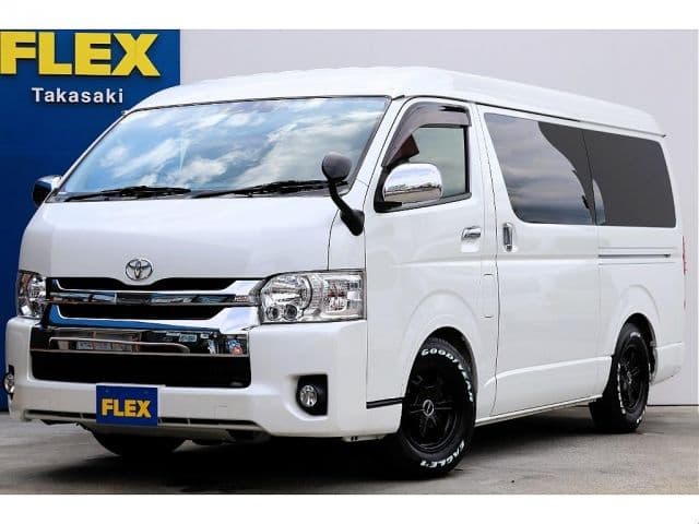 TOYOTA HIACE wagon 4WD