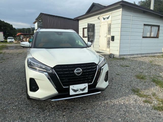 NISSAN