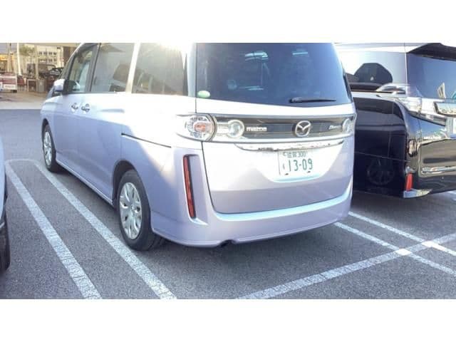 Car thumbnail 2