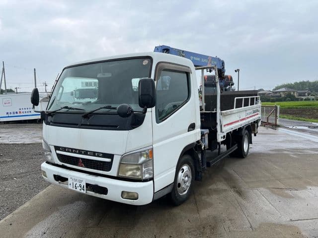 MITSUBISHI CANTER