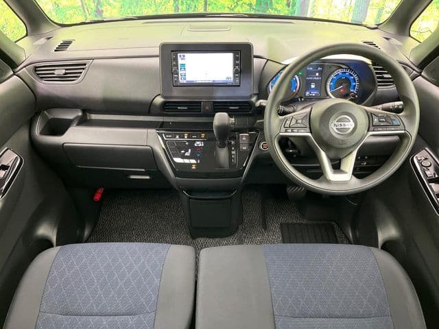 NISSAN