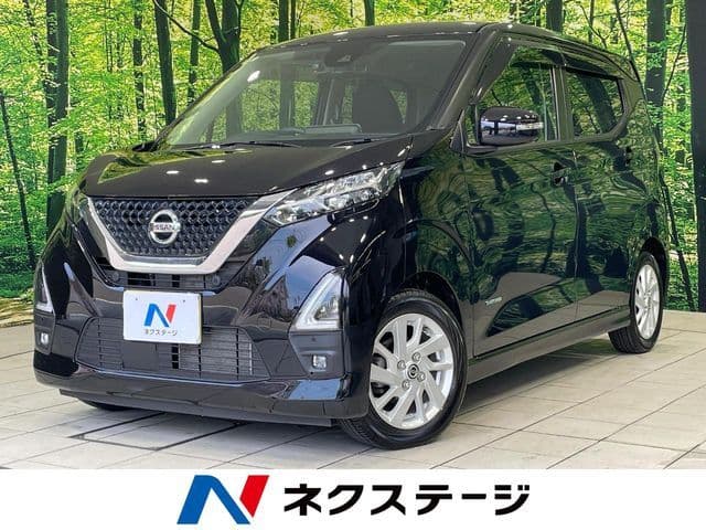 NISSAN