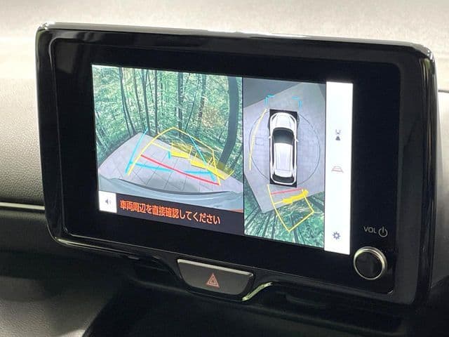Car thumbnail 4