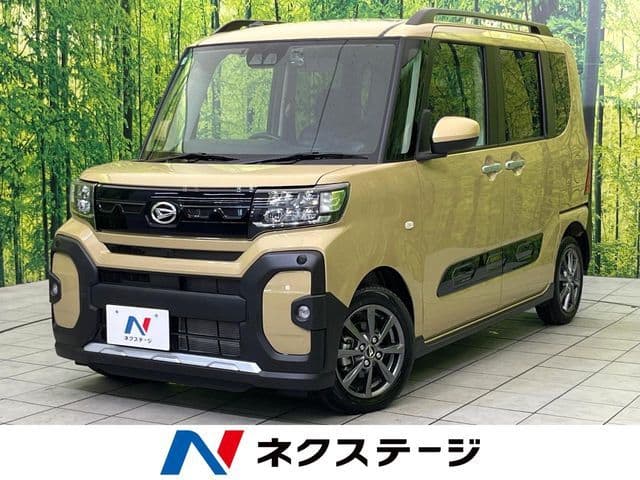 DAIHATSU TANTO FAN CROSS
