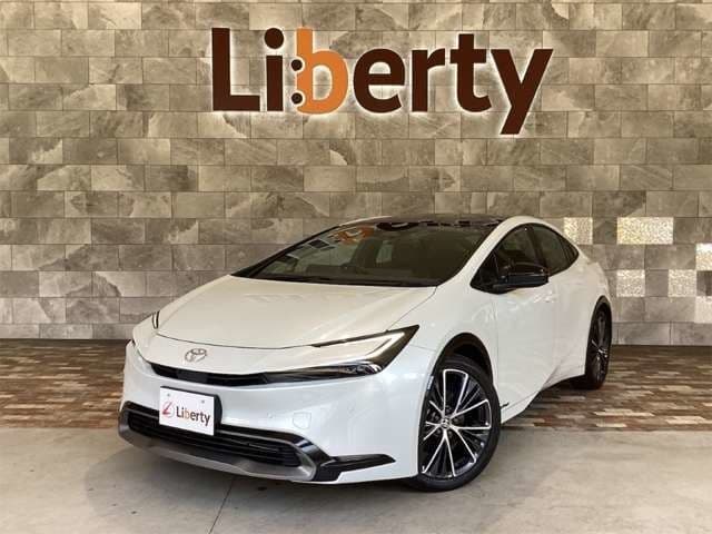 TOYOTA PRIUS 4WD