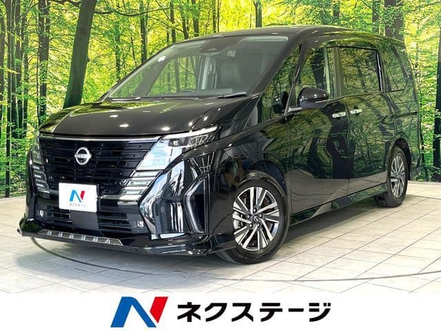NISSAN