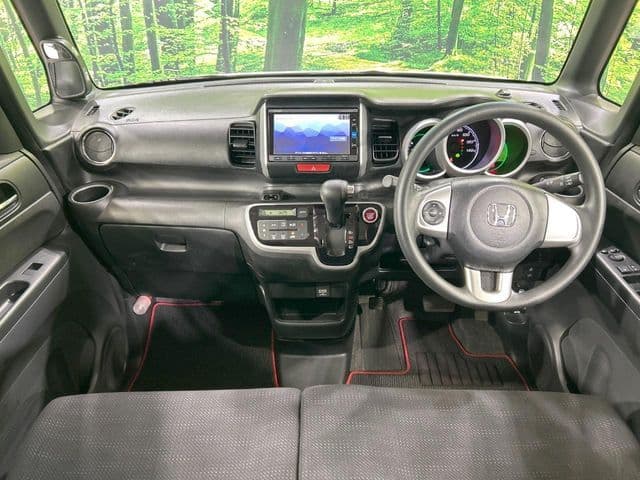 Car thumbnail 2