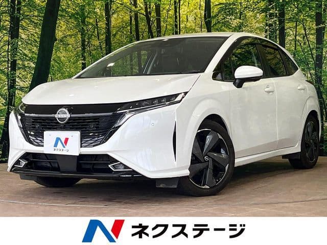 NISSAN AURA