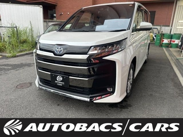 TOYOTA NOAH 4WD