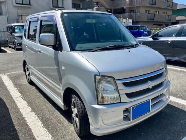 SUZUKI