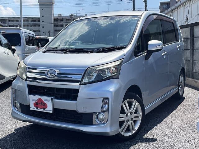 DAIHATSU MOVE CUSTOM