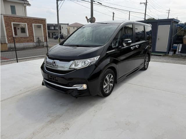 HONDA STEPWAGON SPADA