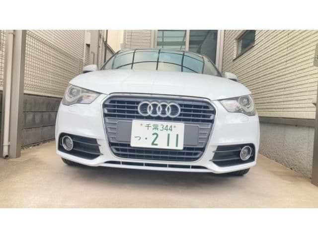 Car thumbnail 3